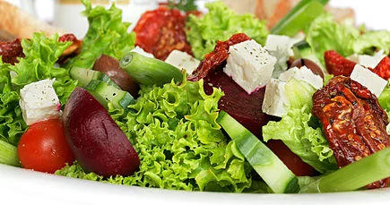 Qablaşdırılmış salatlar mikrobioloji risk daşıyır EKSPERT AÇIQLADI