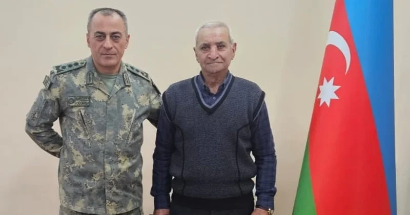 Hikmət Mirzəyev əfsanəvi kəşfiyyatçının atasını qəbul edib