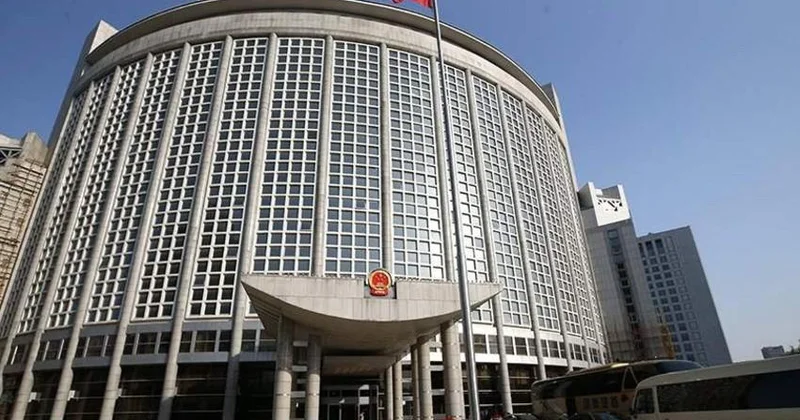 Çin Yaponiyanın Baş nazirini yanlış ifadələrini geri götürməyə çağırıb