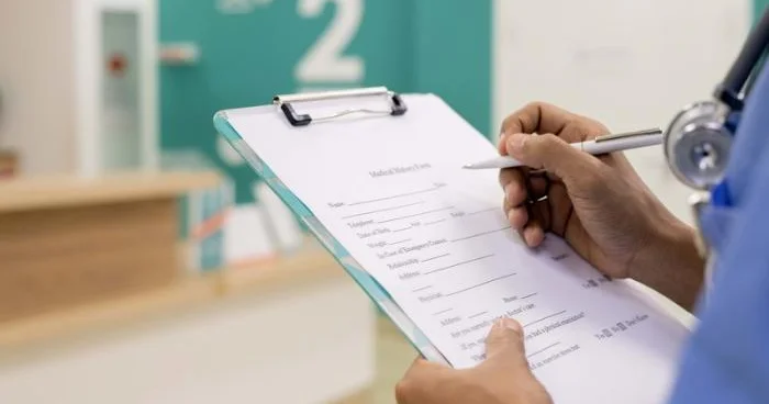 Qeyri formal işləyən şəxslər də tibbi sığorta ödənişi edəcəklər AÇIQLAMA