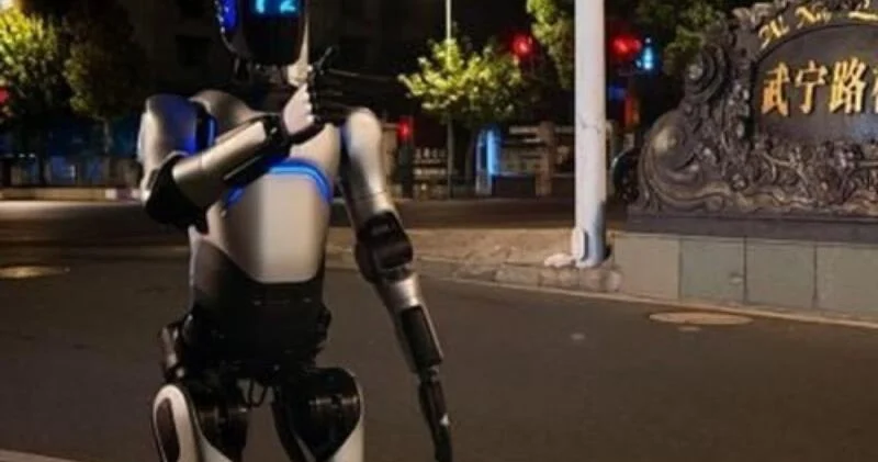 Китайский робот побил мировой рекорд ВИДЕО