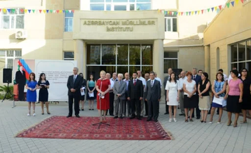 “Müəllimlər İnstitutunun açılması yanlış təşəbbüs idi...” MÜTƏXƏSSİS