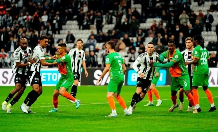 Beşiktaş ev oyununda xal İTİRDİ