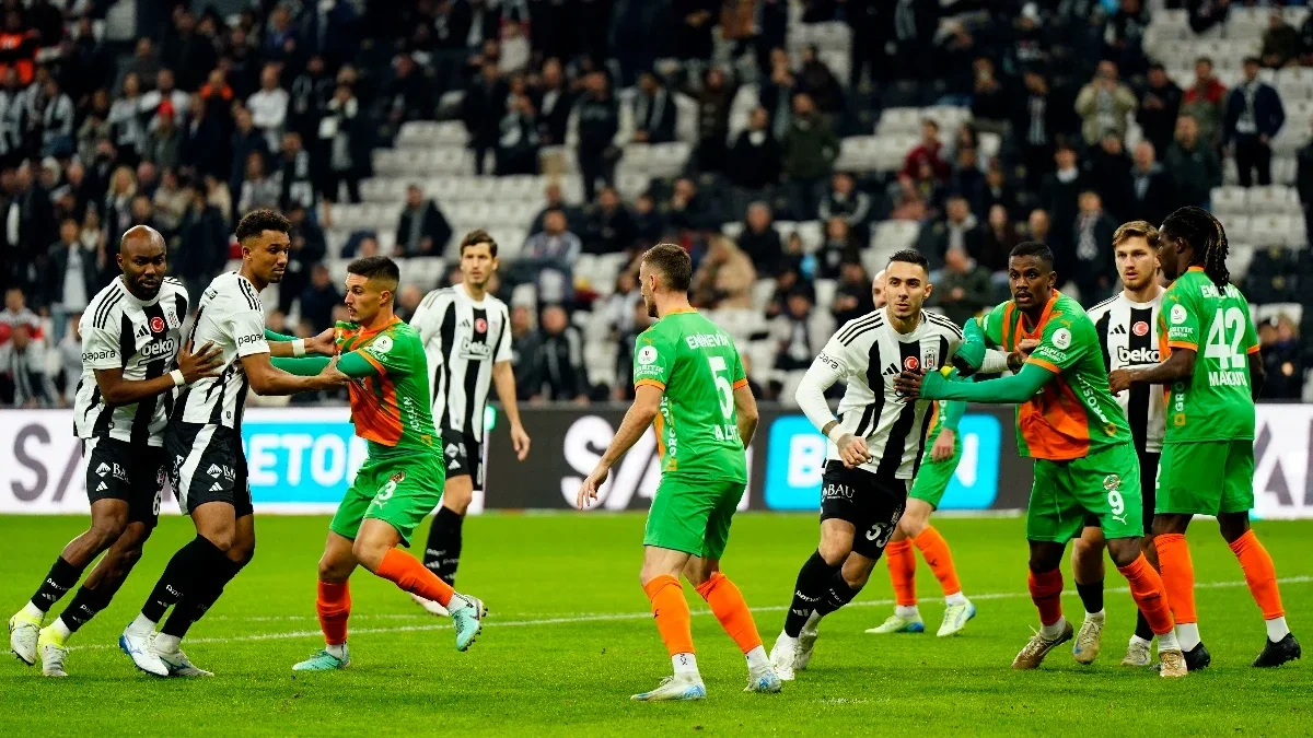 Türkiyə Superliqası: Beşiktaş Alanyasporla xalları yarı böldü