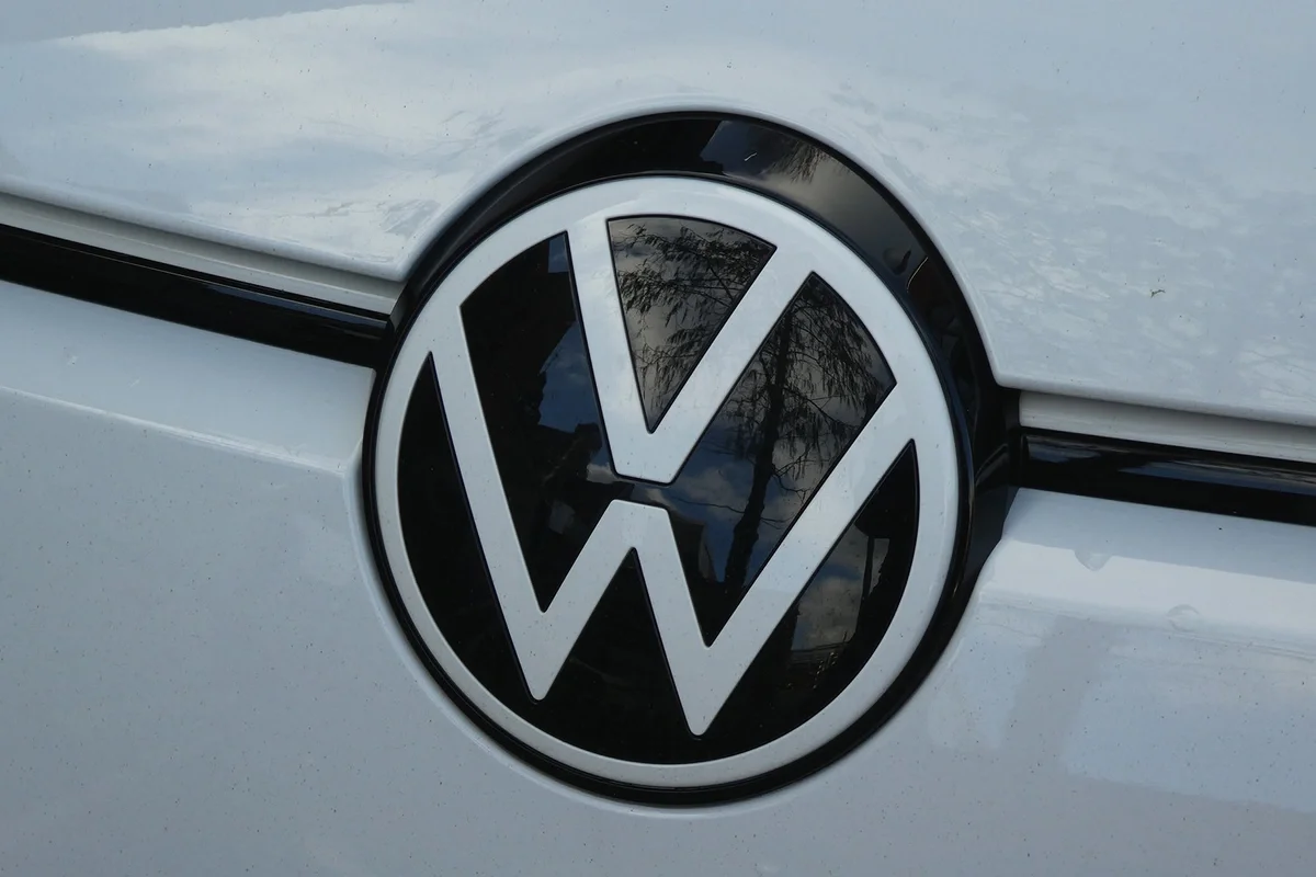 Volkswagen onminlərlə iş yerini ixtisar edəcək