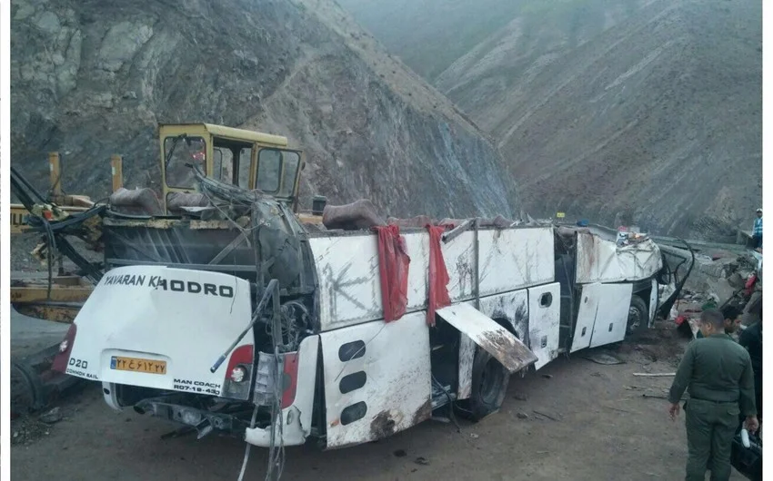 Qonşu ölkədə aşan avtobusda ölənlərin kimliyi bilindi YENİLƏNİB