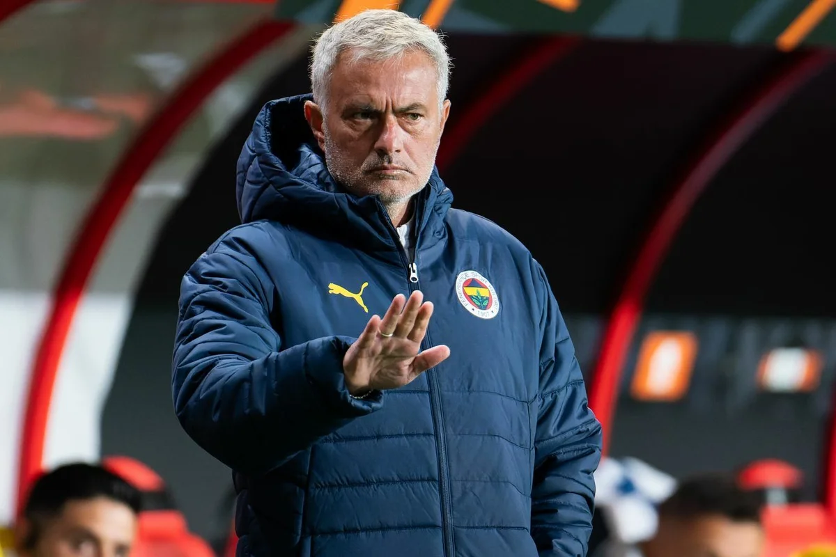 Mourinyodan uğursuz statistika: Fənərbağça onlara bata bilmir