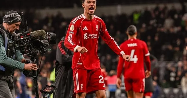 Liverpul Tottenhem i belə məğlub etdi Video