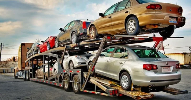 Azərbaycana bu il Gürcüstandan nə qədər avtomobil gətirilib?