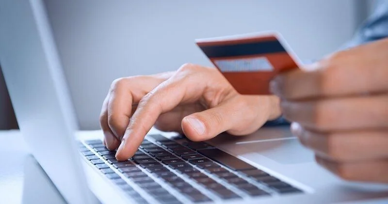 Başqasının kartına göndərilən vəsaiti necə geri qaytarmaq olar? VİDEO