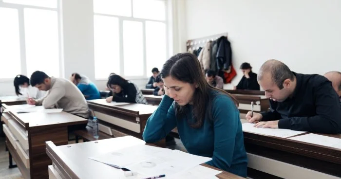 Vergi orqanlarına işə qəbul imtahanı keçirilib
