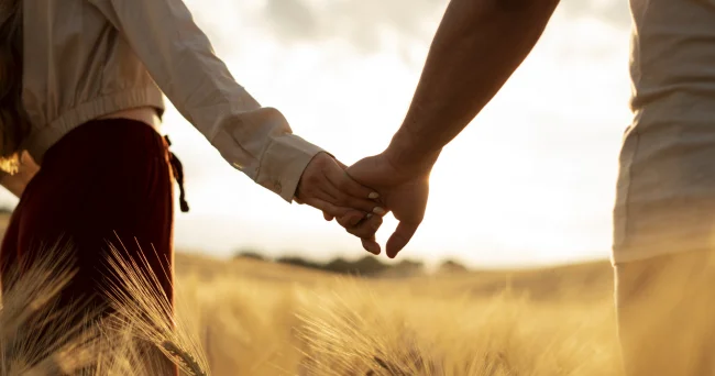 Sevənlərin ürəyi daha sağlam olur ARAŞDIRMA