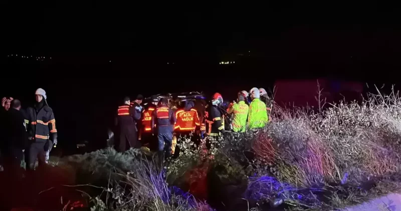 Трагедия на дороге в Турции: лобовое столкновение унесло жизни пяти человек ФОТО