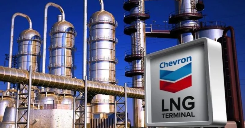 Стратегия держаться за нефть : как Chevron работает в Венесуэле