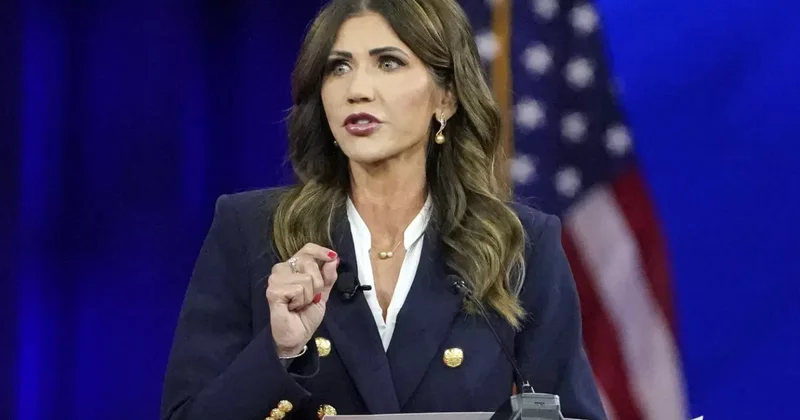 Кристи Ноэм: США пресекут незаконные поставки нефти видео