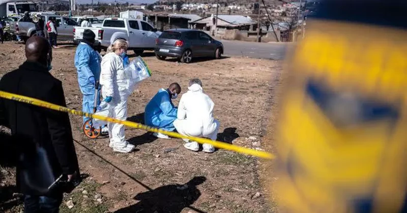 Массовая стрельба в баре в ЮАР: 10 погибших, 10 раненых