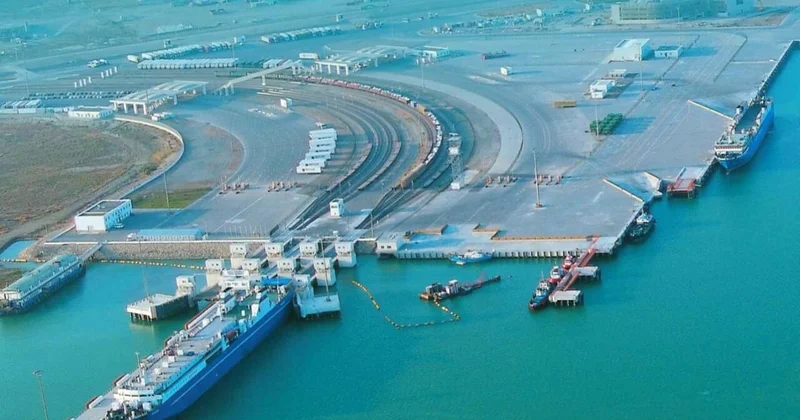 Рекордный оборот контейнеров: Бакинский порт вывел Средний коридор на новый уровень ОБЗОР от Azernews