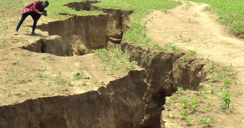 Африка разделяется на два континента