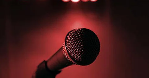 Şou biznesin “Lora” ləqəbli müğənnisi kimdir? KONKRET