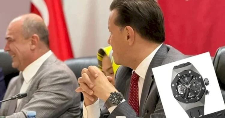 Deputat iclasa 214 min dollarlıq saatla gəldi FOTO KONKRET