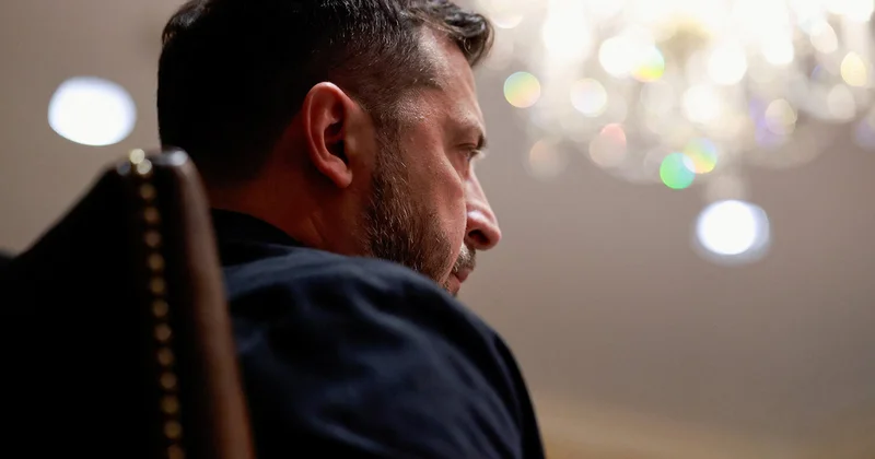 Zelenski bəzi vəzifəliləri işdən çıxaracaq