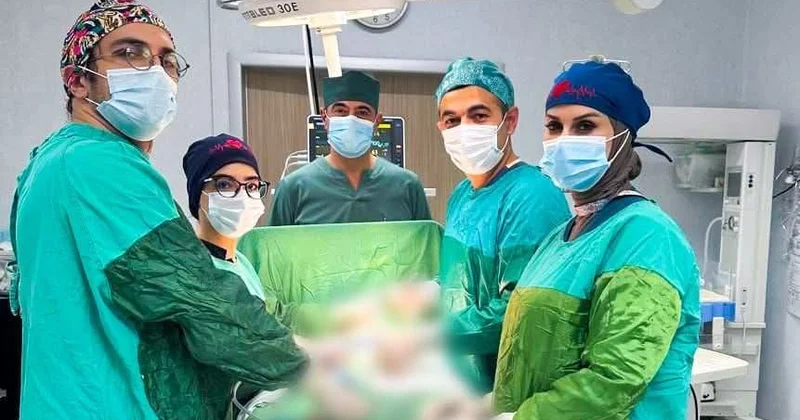 5 günlük körpə üzərində yüksək riskli əməliyyat uğurla icra edildi FOTO