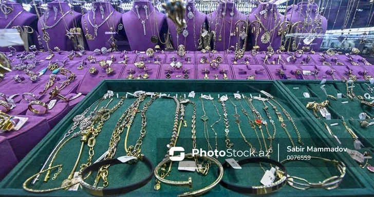 В Баку на фоне подорожания золота растёт интерес к изделиям 585 й пробы