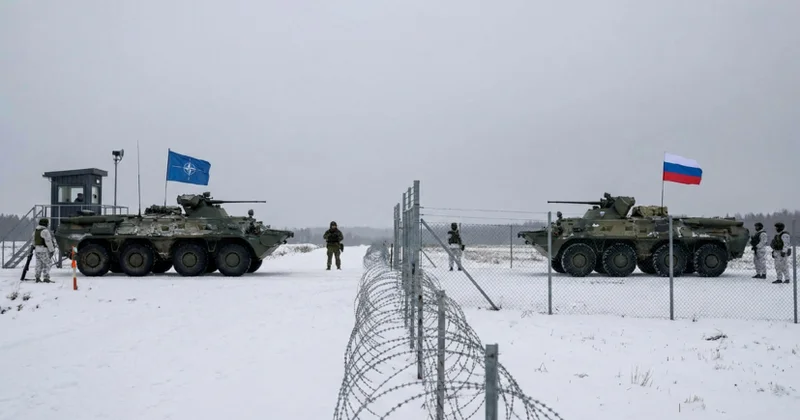 Maykl Flinn: MKİ Rusiya NATO müharibəsi ideyasını dəstəkləyir