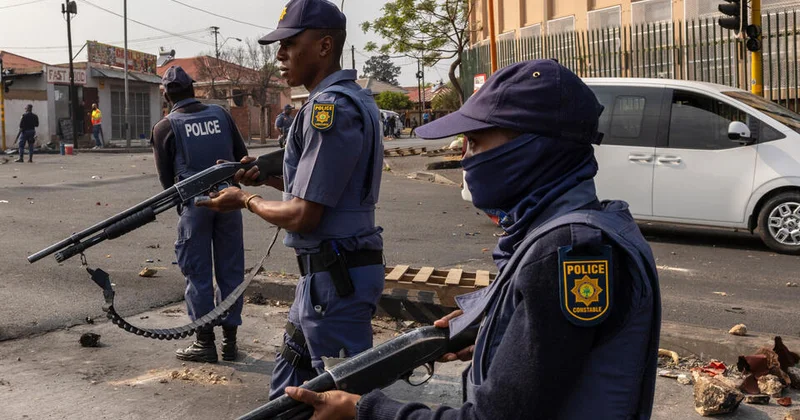 Стрельба в ЮАР, много погибших и пострадавших