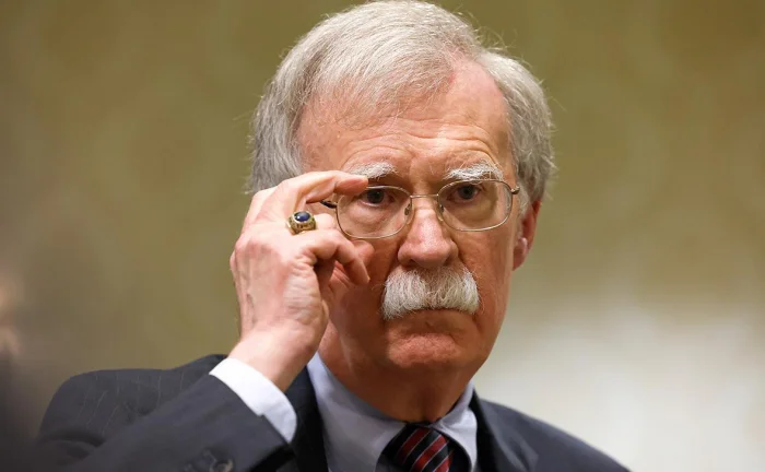 Bolton: “Tramp məni dövlət tərəfindən qorunmadan