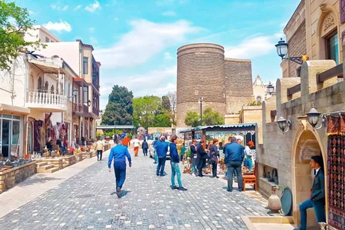 Azərbaycana quru yolu ilə gələn turistlərin sayı açıqlanıb