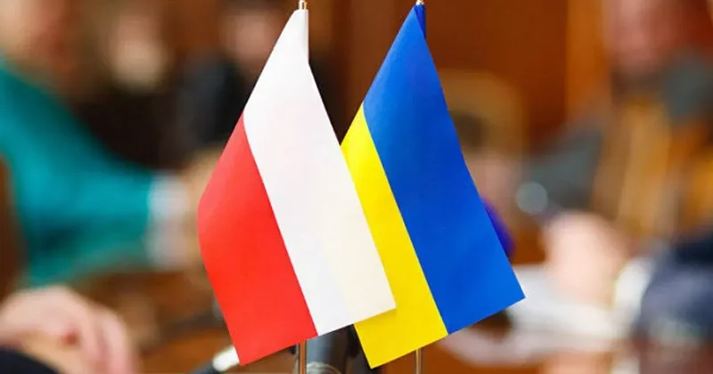 Польша передаёт Украине 400 генераторов