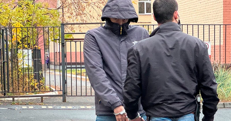 Lənkəranda valyuta dəyişmə ilə məşğul olan yaşlı kişiyə qarşı quldurluq edildi: “Nənəmlə həccdə olublar” TƏFƏRRÜAT