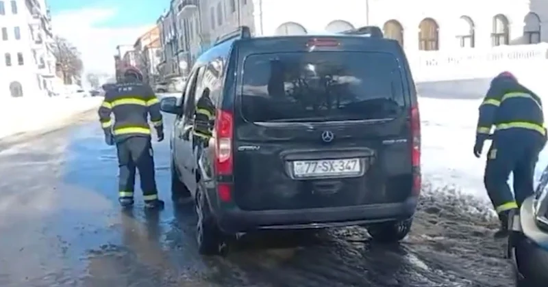 Şuşa, Xankəndi və Xocavənddə buz bağlayan yollarda köməksiz qalanlara yardım edilib VİDEO