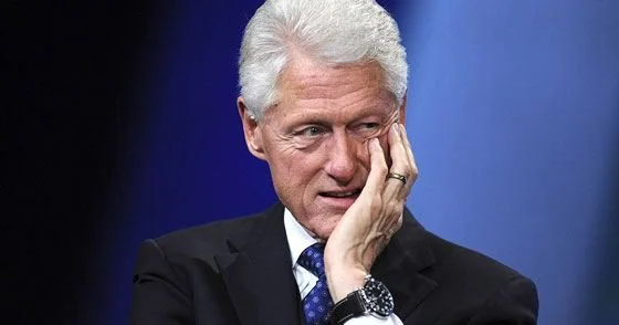 Klinton cütlüyü məhkəməyə hörmətsizlikdə ittiham olunur