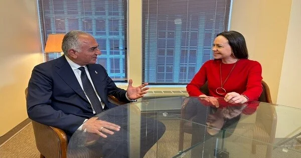 Maçado Pəhləvi ilə görüşdü