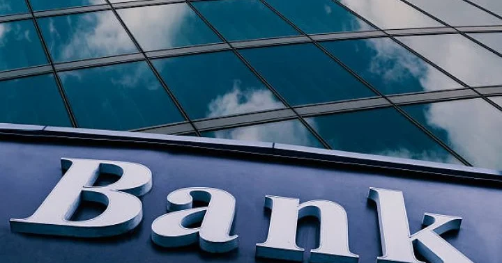 Azərbaycanda 5 bankın problemli kreditləri 60 milyon manatdan çoxdur RENKİNQ