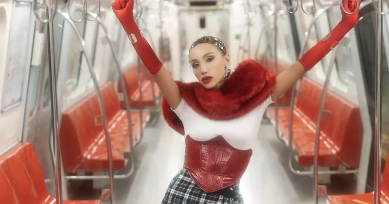 Röyanın qardaşı ilə rəqsi gündəm oldu VİDEO