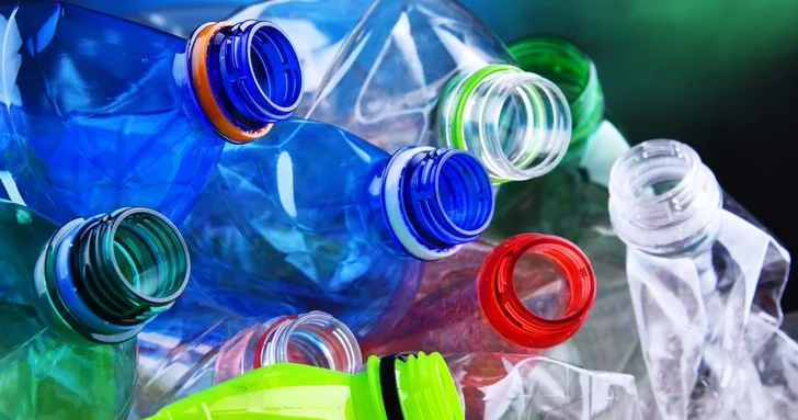 Опасная тара: почему в Азербайджане вновь заговорили о запрете пластиковых бутылок?