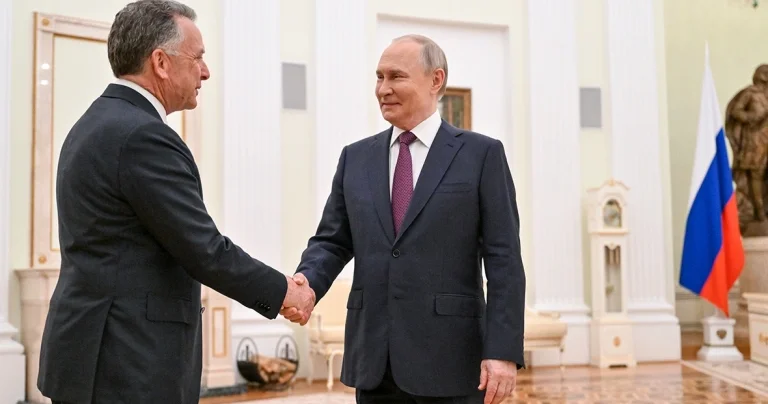 Путин встретился с посланцами Трампа Minval Politika