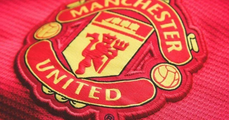 Braziliyalı futbolçu Mançester Yunayted i tərk edir