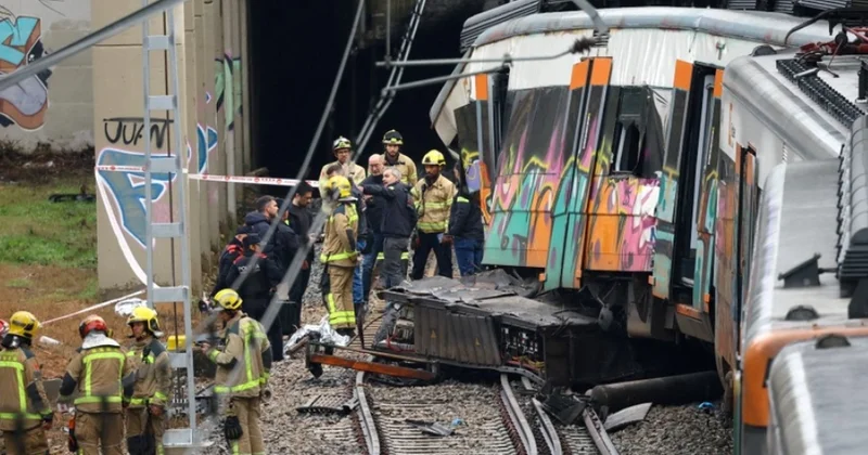 İspaniyada dəmir yolunda sayca üçüncü insident baş verib, altı nəfər yaralanıb