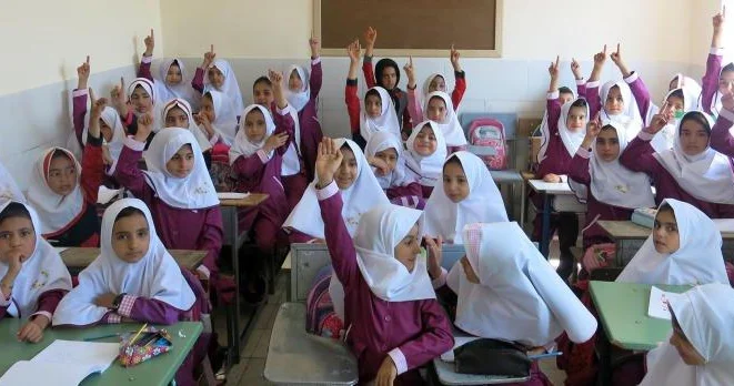 Təbrizdə məktəblər BAĞLANDI