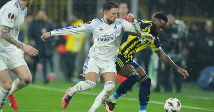 Лига Европы: Фенербахче на своем поле уступил Астон Вилле