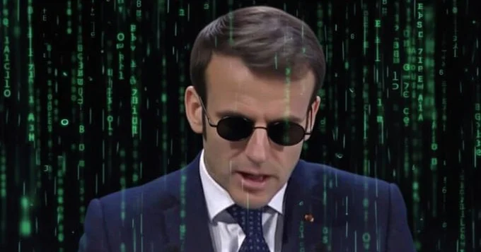 Makronun eynəyi memə çevrildi FOTOLAR