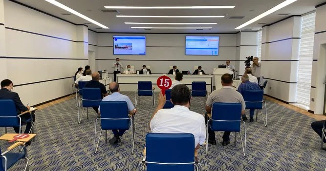 Sabiq nazir və icra başçsının müsadirə olunan əmlakı satışa çıxarılıb