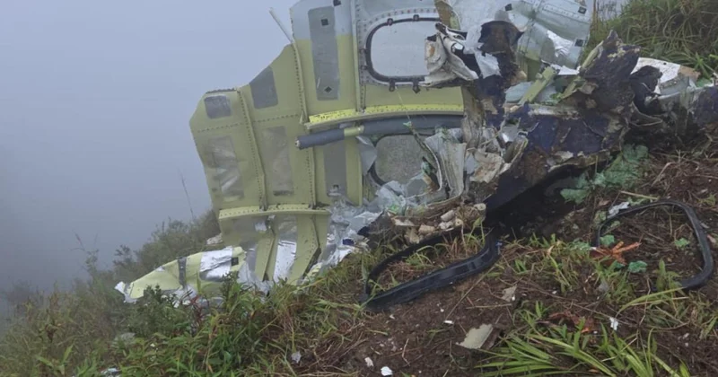 İndoneziyada təyyarə qəzası yerindən daha altı cəsəd tapılıb