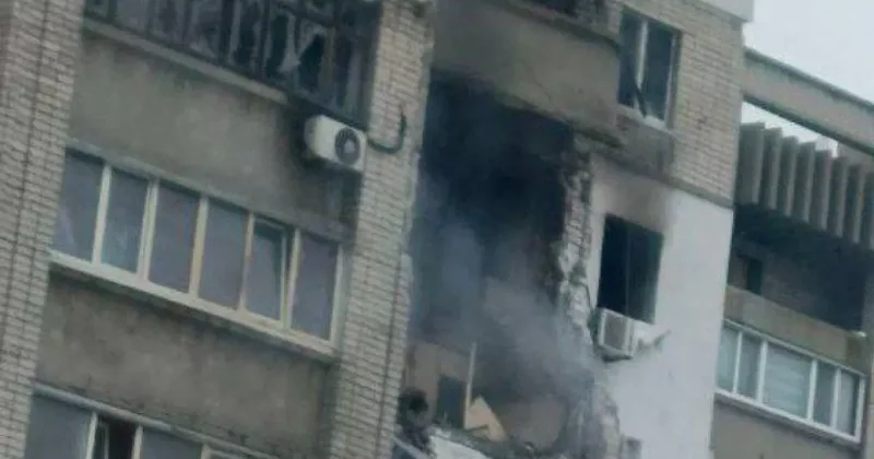 В Днепре атаковали многоэтажный дом ВИДЕО/ФОТО