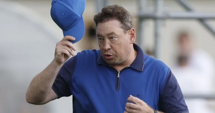 Bu yaşda çincə danışmağı öyrənməyim... Slutski