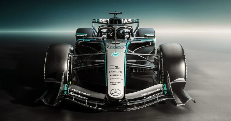 “Mersedes” W17 ni təqdim etdi FOTO